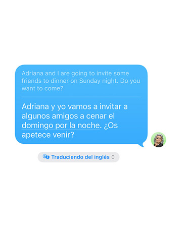 Das Feature Live Übersetzung in Nachrichten zeigt eine Übersetzung vom Englischen ins Spanische