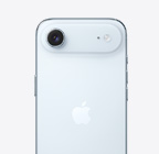 Vista traseira do iPhone Air azul‑céu, sistema de câmara principal Fusion em relevo no topo